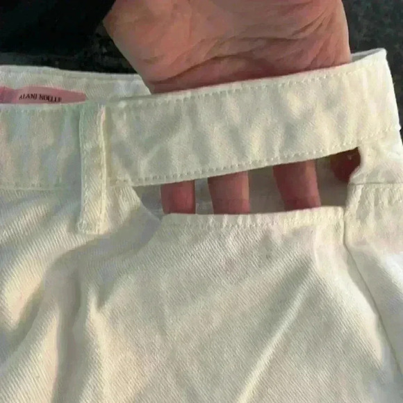 Future Collective Womens Jeans White 14 Mid-rise Straight Leg Cutout Detail NWT - Picture 5 of 9